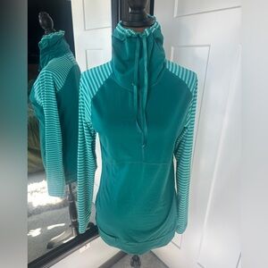 Mountain Hardwear Butterlicious Tunic - Women size small